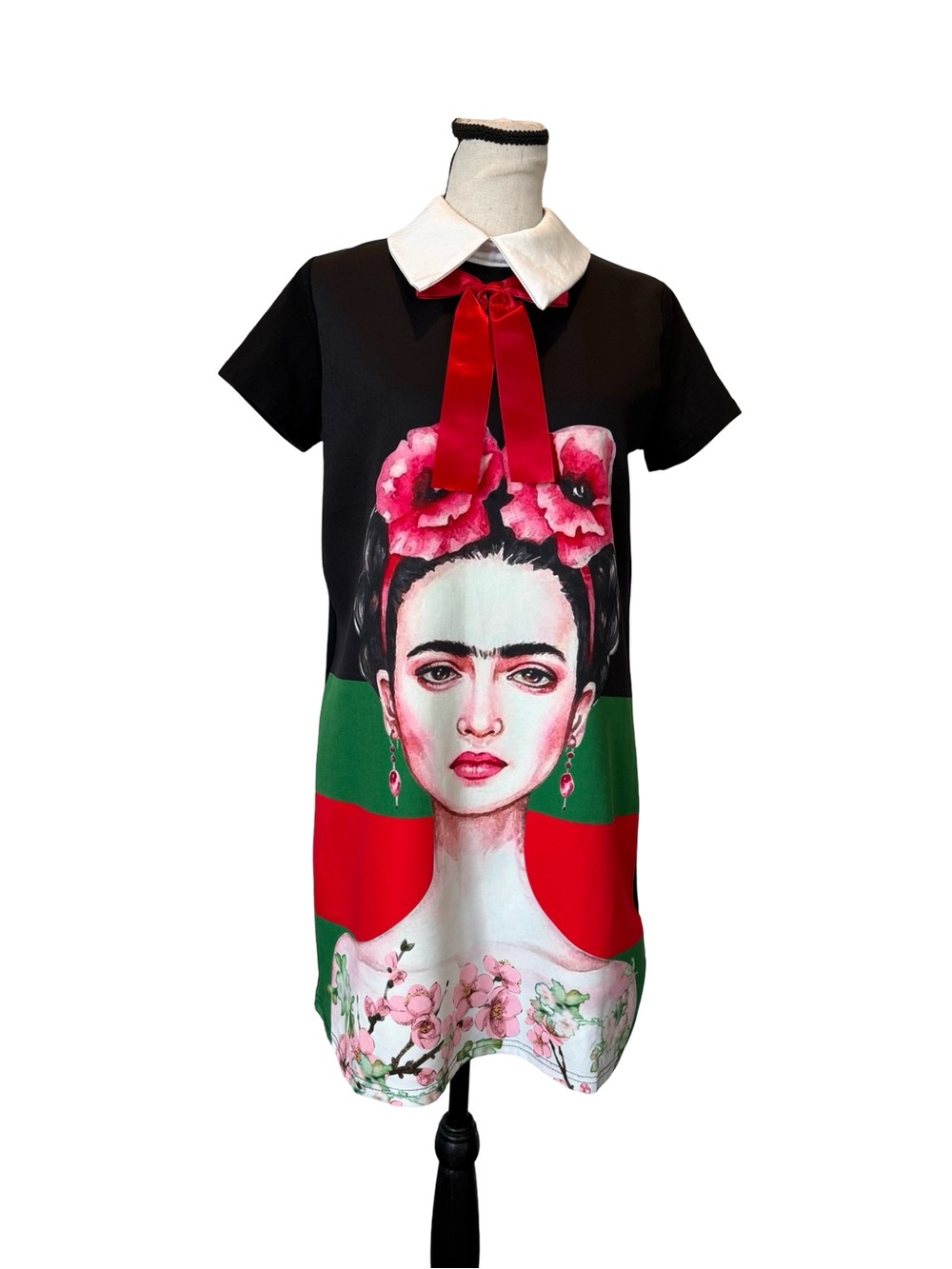 YATIVI Frida Kahlo Inspired Shift Dress Peter Pan Collar Red Bow Floral Art